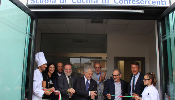 Inaugurata “Chef al 17” , la scuola di cucina di Cescot-Confesercenti