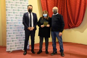 Luigi Carrusci e figlia Giorgi premio a Giorgi Maria