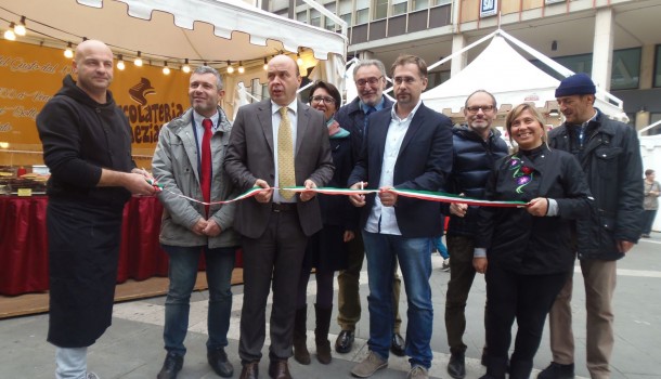 Inaugurazione “Festa del Cioccolato” in Piazza San Jacopo