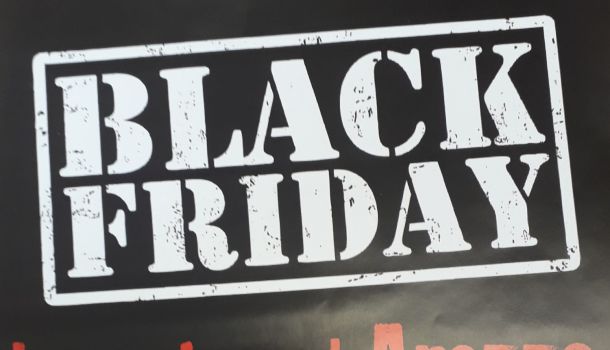 BLACK FRIDAY IL  24 NOVEMBRE