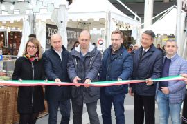 Ecco la quarta edizione della “Festa della cioccolata”, in piazza San Jacopo