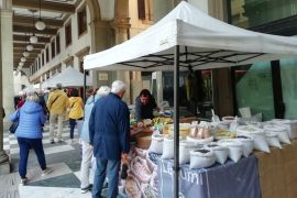 Torna il Mercatale sotto i Portici di via Roma