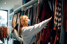 Black Friday: Confesercenti SWG, acquisti per un italiano su tre, spesa prevista 1,7 miliardi