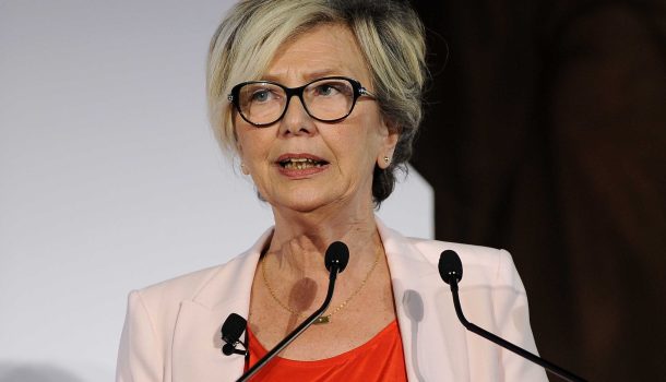 Carfagna: De Luise, solidarietà alla ministra, no a clima d’odio