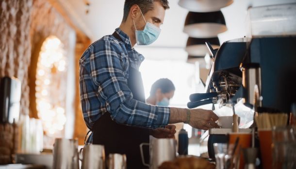 Covid, il protocollo condiviso di aggiornamento delle misure negli ambienti di lavoro