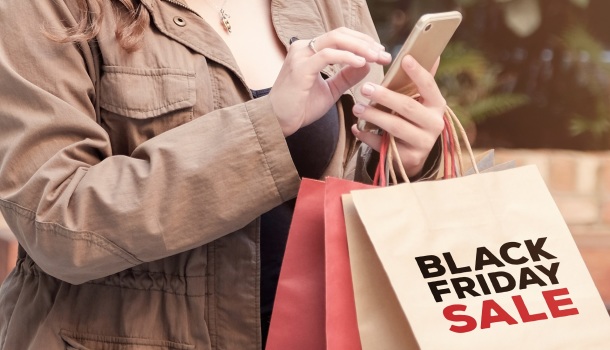Black Friday: Confesercenti, novembre sempre più black, negozi sempre più in rosso