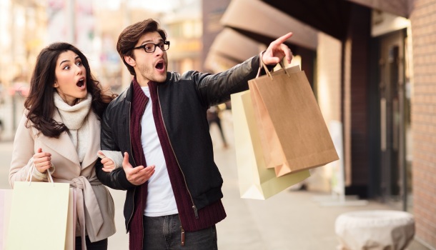 Black Friday: Confesercenti-SWG, anche i negozi partecipano al venerdì nero