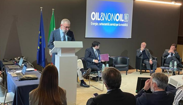Carburanti: Faib Confesercenti a Oil&nonOil, intollerabili livelli di illegalità contrattuale sulla rete