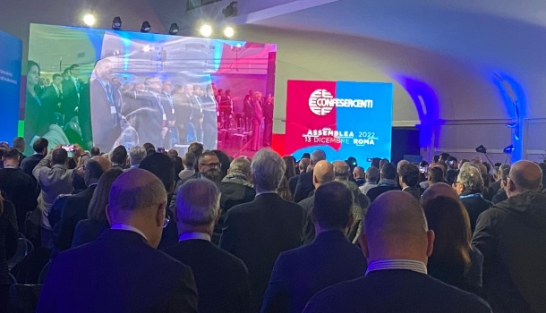 ASSEMBLEA 2022 DI CONFESERCENTI: VIDEO E MATERIALI