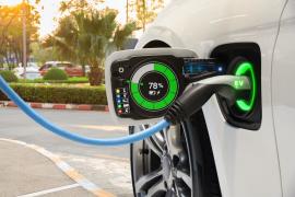 COLONNINE ELETTRICHE: LE DOMANDE PER I CONTRIBUTI ALLE IMPRESE FINO AL 9 GIUGNO