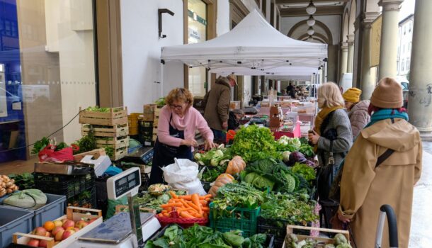 SABATO 5 OTTOBRE TORNA IL MERCATALE SOTTO I PORTICI DI VIA ROMA