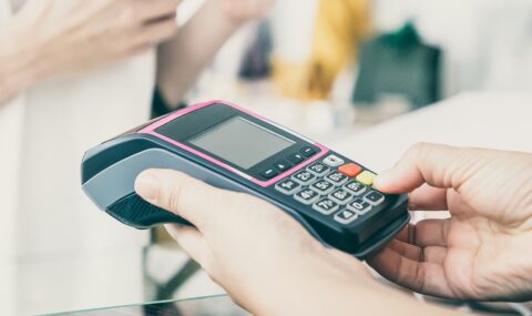 COLLEGAMENTO POS E REGISTRATORE DI CASSA: TUTTO QUELLO CHE C’E’ DA SAPERE SULL’OBBLIGO 