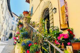 Venerdì 7 novembre GIROGUSTANDO arriva a Cortona