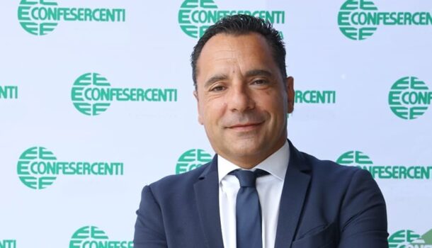 Lavoro: Gronchi (Confesercenti), ‘Bene estensione flat tax anche ai contratti rinnovati nel 2024. Ora meccanismi per sostenere la contrattazione di qualità’