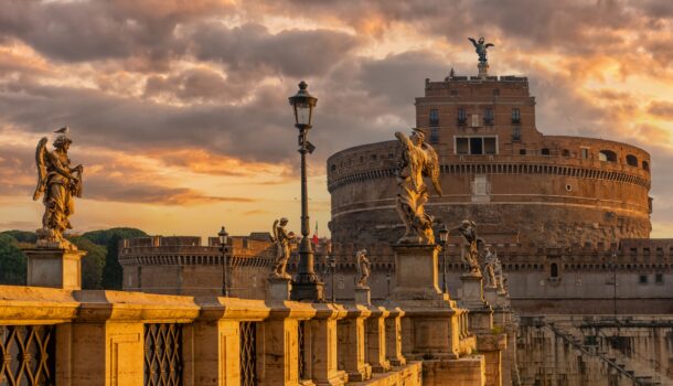 Natale e fine anno: Assoturismo Confesercenti, spinta degli stranieri. Prenotazioni in crescita del +1,3%, attese 17,6 milioni di presenze