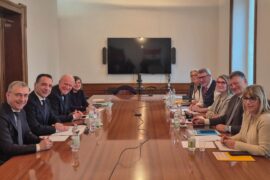 Confesercenti incontra Cgil, Cisl e Uil: avviato il percorso per aggiornare gli accordi 2017 su rappresentanza e contrattazione. “Impegno comune per difendere la dignità del lavoro”