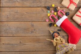 Epifania: Confesercenti-Ipsos, la “calza” resta un rito diffuso: la prepara il 66%, spesa media di 64 euro. Ma un terzo rinuncia