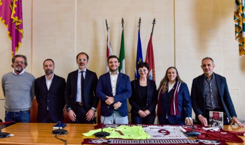 PREMIO VETRINE AMARANTO