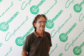 FIARC-AREZZO: “PER GLI AGENTI DI COMMERCIO L’AUTO È L’UFFICIO MA IL CARBURANTE SVUOTA IL BILANCIO”