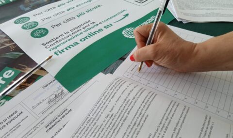 FIRMA LA PROPOSTA DI LEGGE DI INIZIATIVA POPOLARE CONFESERCENTI PER IL RILANCIO DEL COMMERCIO